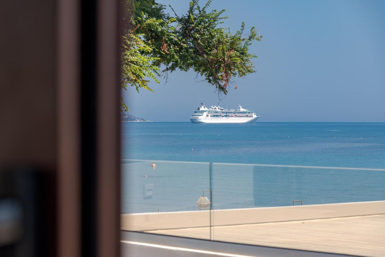 Kavo Seaside Luxury Apartment *