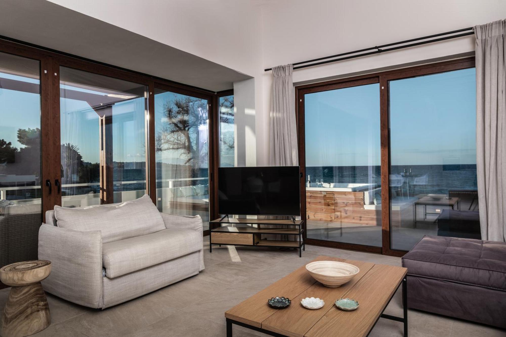 Kavo Seaside Luxury *