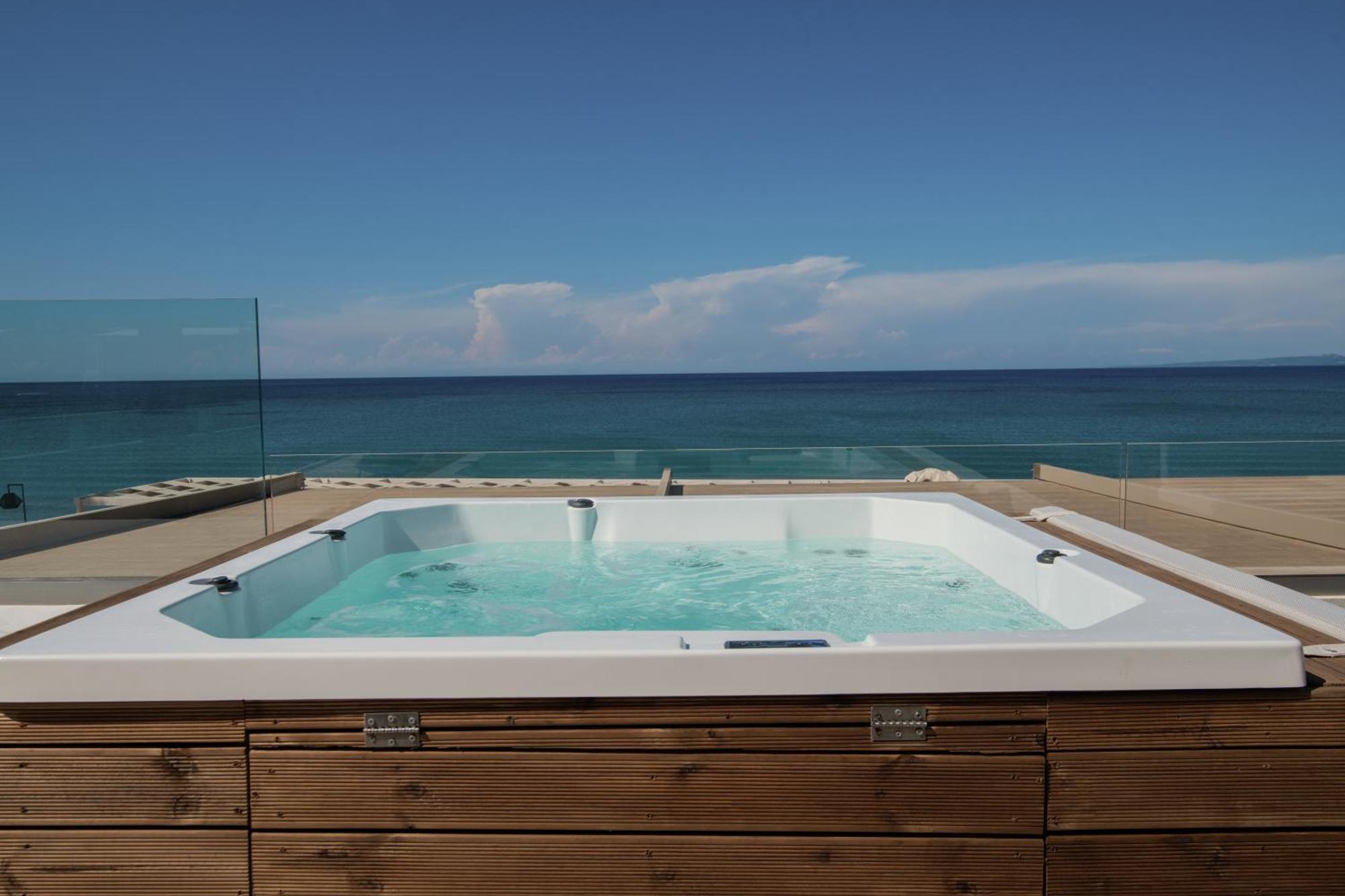 Kavo Seaside Luxury Apartment